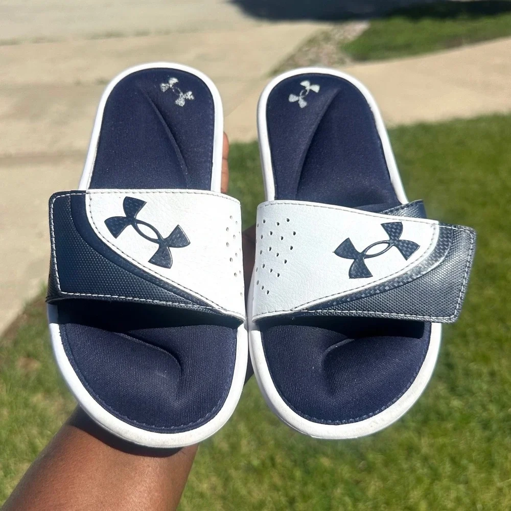 Under Armour Ignite VI Little Kids Slide Sandals Size 2Y Navy Blue White Shoes